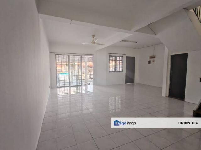 House for rent in Taman Putri Kulai, Kulai