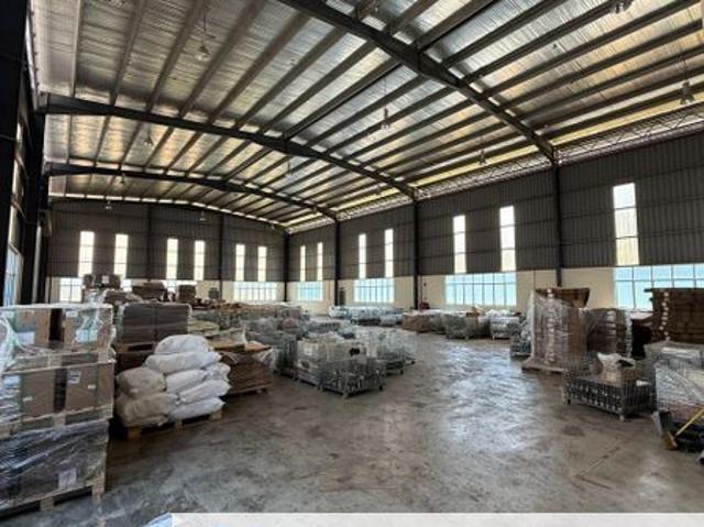 Warehouse for sale in Johor