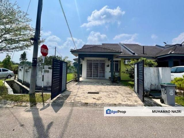 House for sale in Taman R.E.M, Kota Tinggi