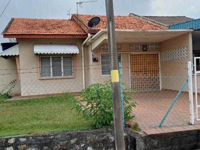 Residential House for sale in Sendayan Village, Negeri Sembilan