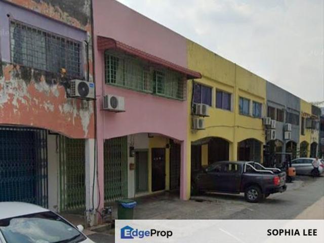 Shop for rent in Kajang, Langat