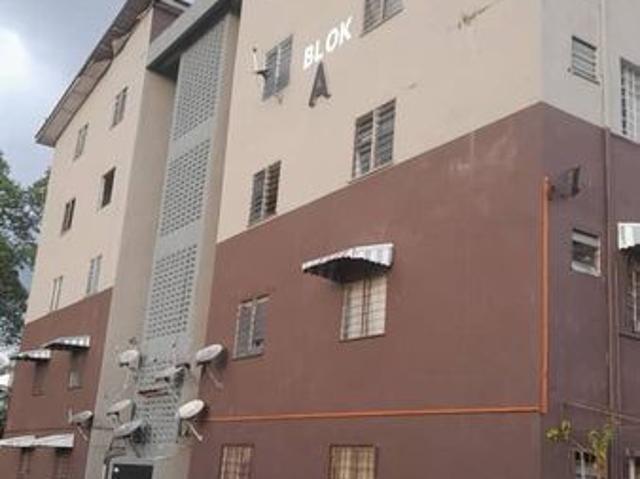Flat for sale in Kajang, Langat