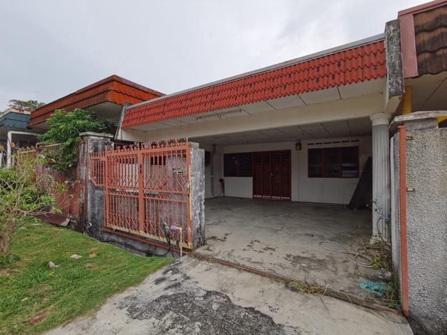 Terraced House for sale in Pulau Sebang, Malaka