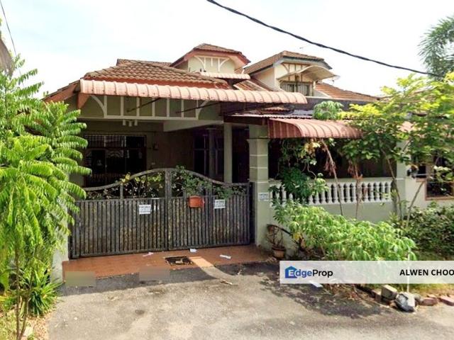 House for sale in Malaka