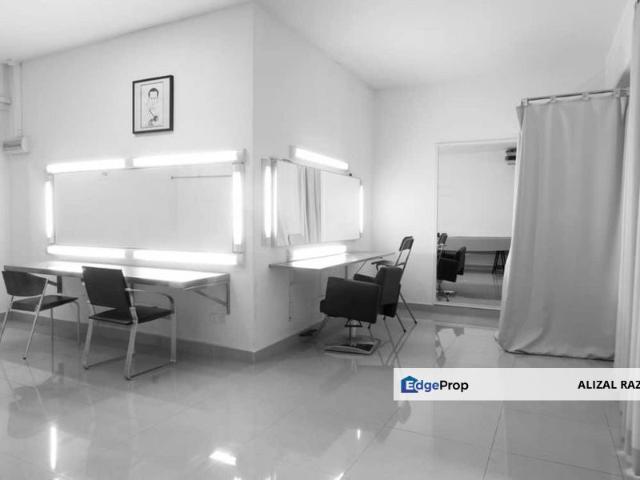 Shop for sale in Kajang, Langat