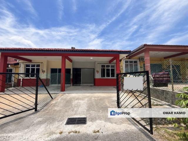 House for sale in Taman Selaru, Pilah