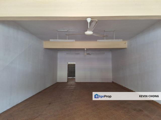 Shop for rent in Seremban 3, Seremban