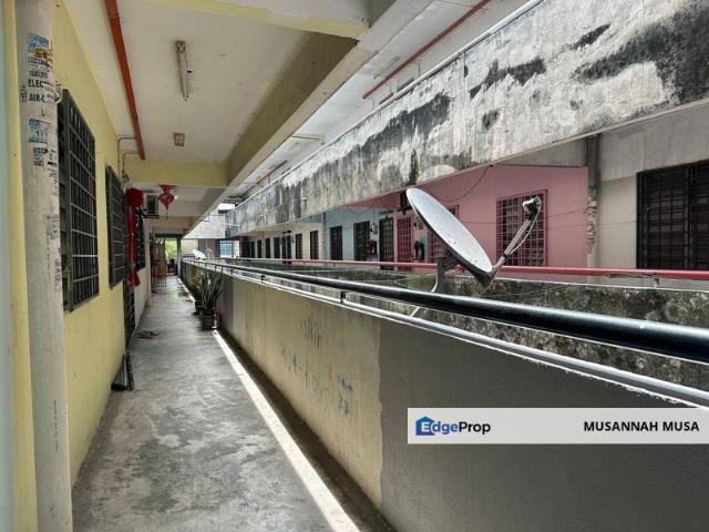 Flat for sale in Selayang, Selangor