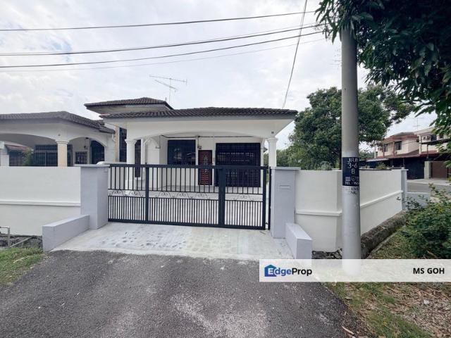 House for sale in Simpang Renggam, Kluang