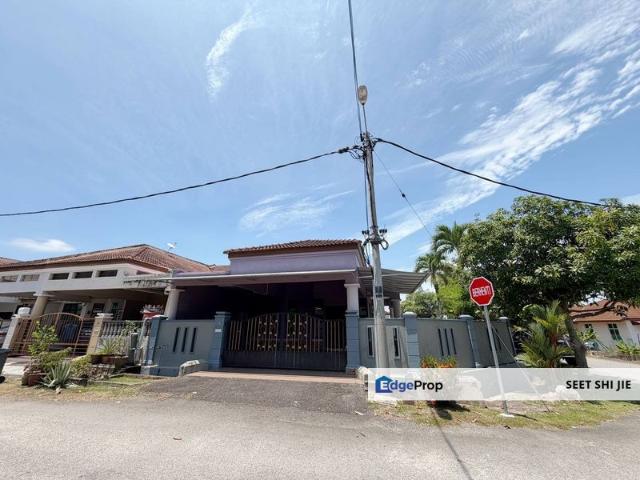 House for sale in Rembia, Malaka
