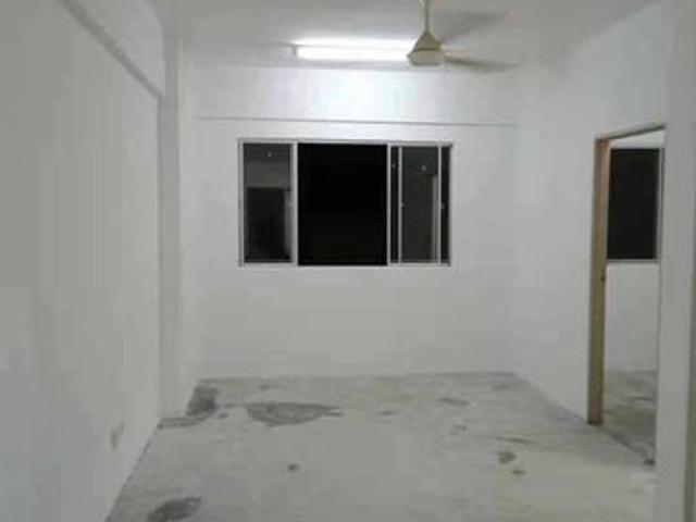 Apartment for sale in Barat Daya, George Town