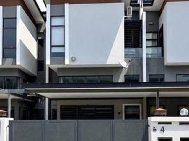 Terraced House for sale in Kota Kinabalu, Bahagian Pantai Barat