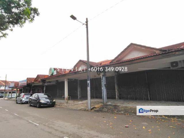Shop for sale in Taman Rinting, Masai