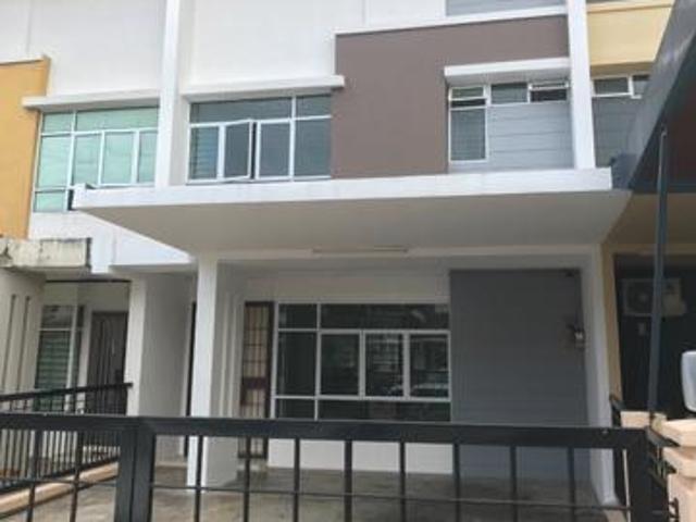 Terraced House for sale in Samarahan, Kota Samarahan