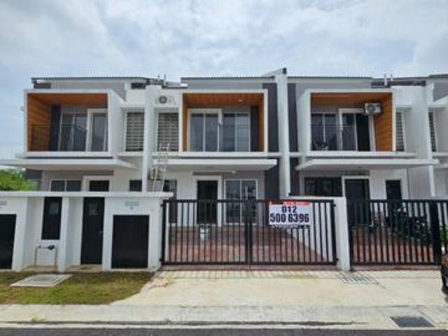 Terraced House for rent in Tanjong Sepat, Selangor
