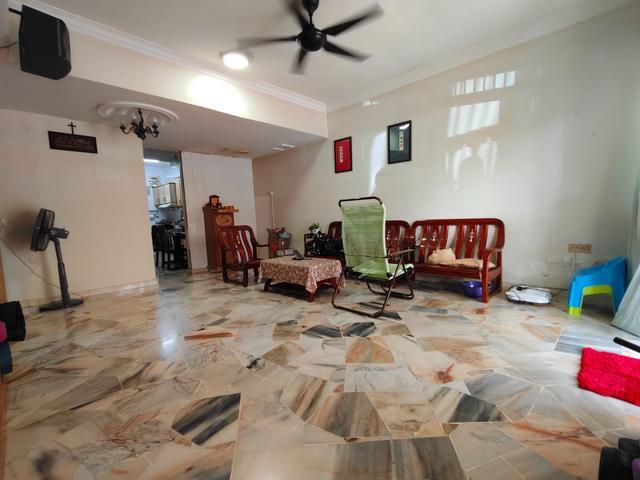 Terraced House for sale in Langat, Selangor
