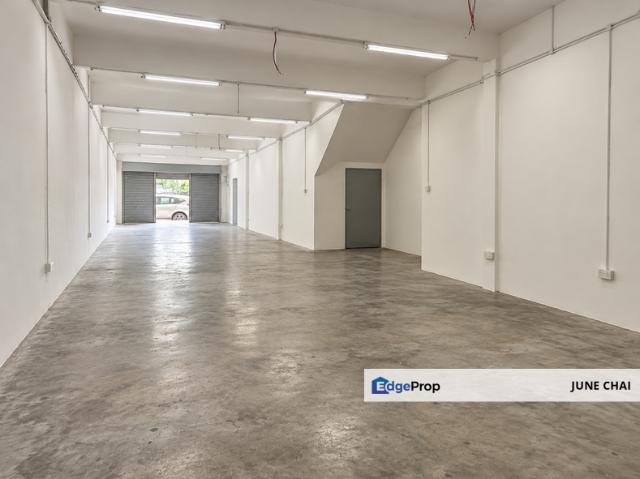 Shop for rent in Kajang, Langat
