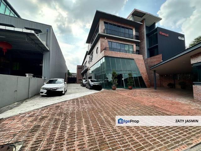 Warehouse for sale in Petaling, Damansara Damai