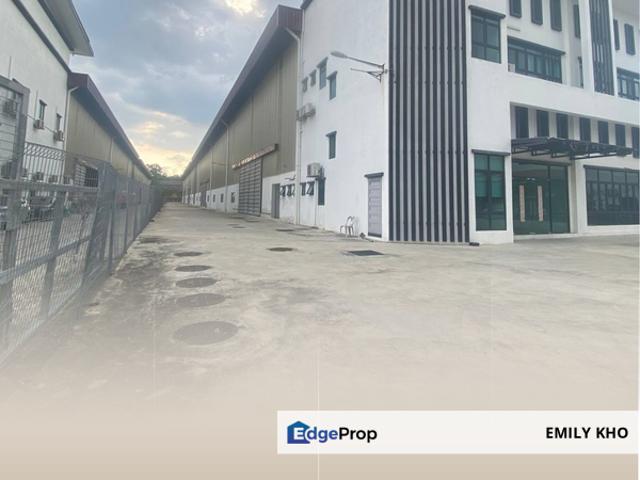 Warehouse for rent in Petaling, Damansara Damai