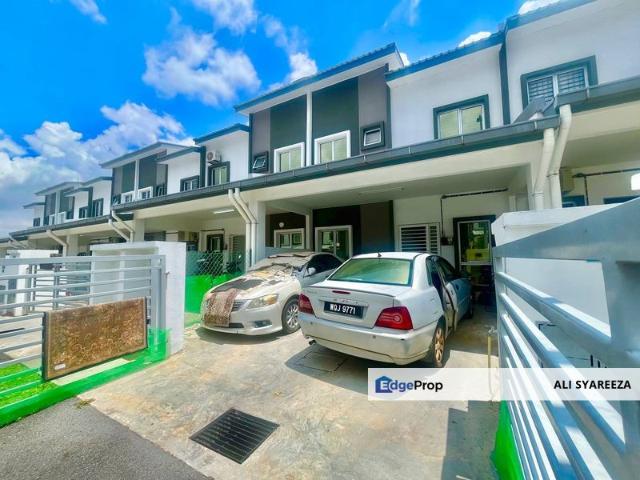 House for sale in Tanjong Sepat, Selangor