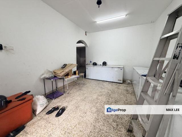 House for sale in Country Heights Damansara, Kuala Lumpur