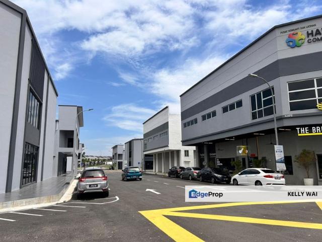 Warehouse for sale in Kulai, Johor