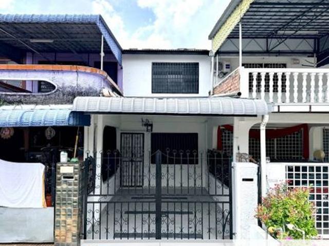 House for sale in Rengam, Johor