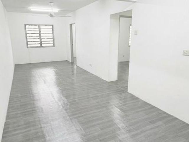 Flat for sale in Wellesley, Penang