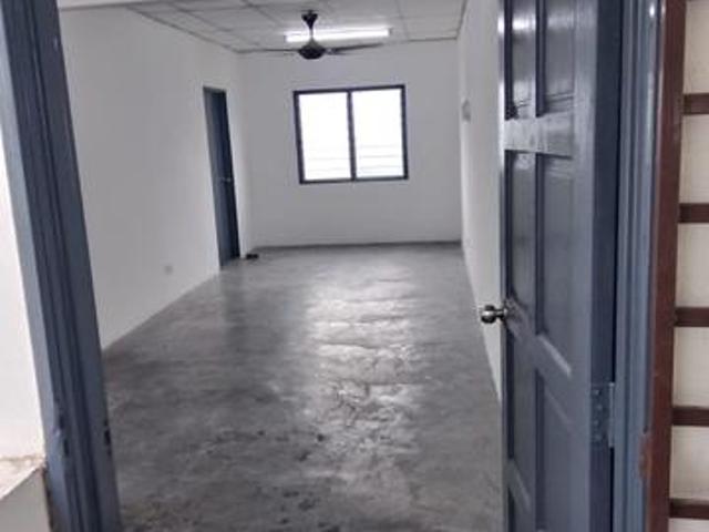 Flat for sale in Wellesley, Penang