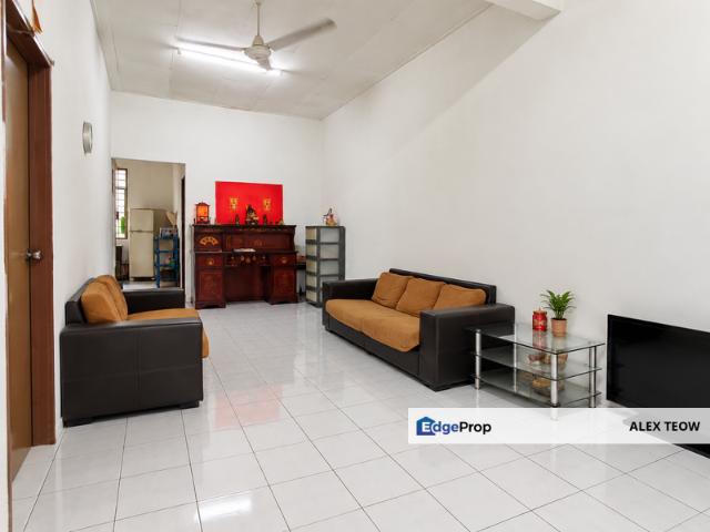 House for sale in Pontian