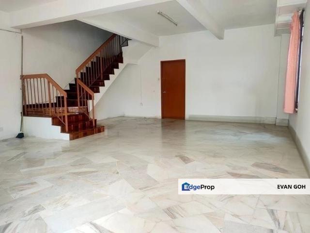 House for sale in Puchong, Majlis Bandaraya Subang Jaya