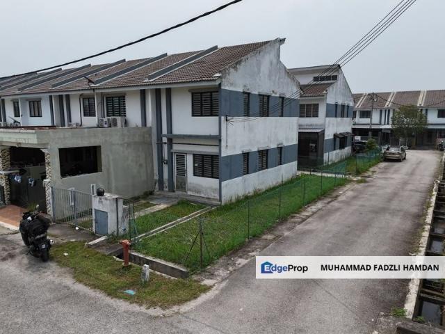 House for sale in Taman Saujana Aman, Kuala Selangor