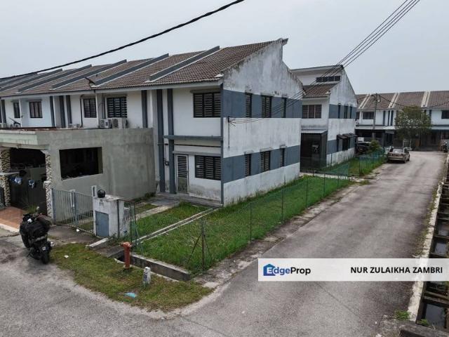 House for sale in Taman Saujana Aman, Kuala Selangor