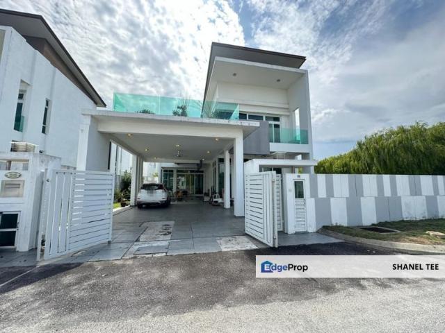 House for sale in Malaka