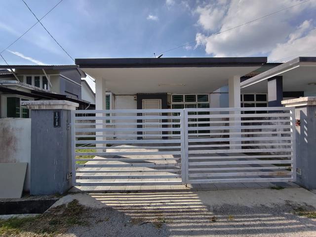 Residential House for sale in Lunas, Kulim