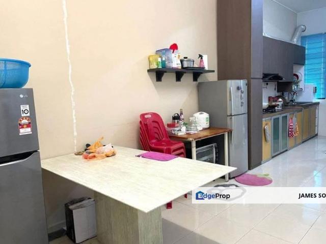 House for sale in Malaka