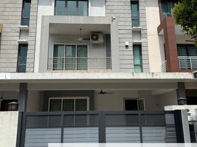 House for rent in Kajang, Langat