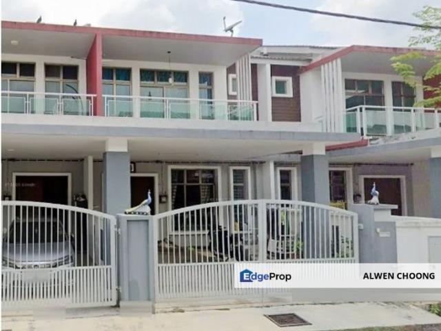House for sale in Malaka