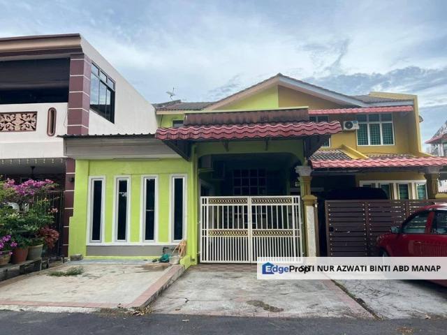 House for sale in Malaka