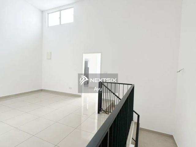 Warehouse for sale in Johor