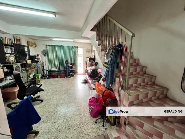 House for sale in Country Heights Damansara, Kuala Lumpur