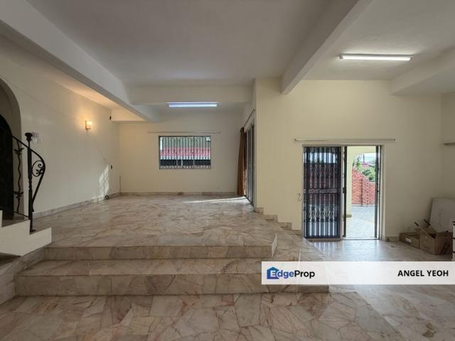 House for sale in Country Heights Damansara, Kuala Lumpur