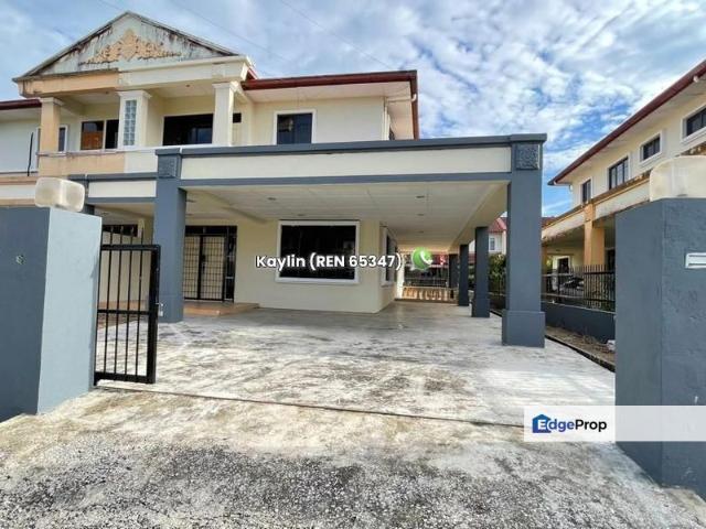 House for sale in Batu Kawa