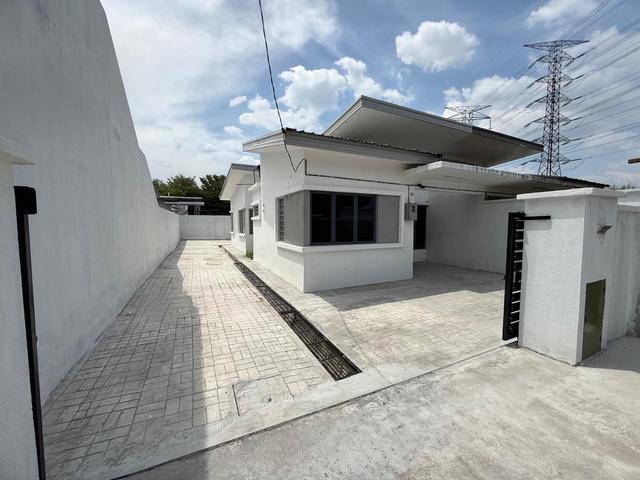 Residential House for rent in Majlis Perbandaran Selayang, Gombak