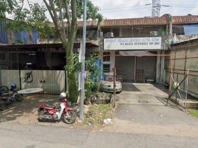 Warehouse for sale in Selayang, Selangor