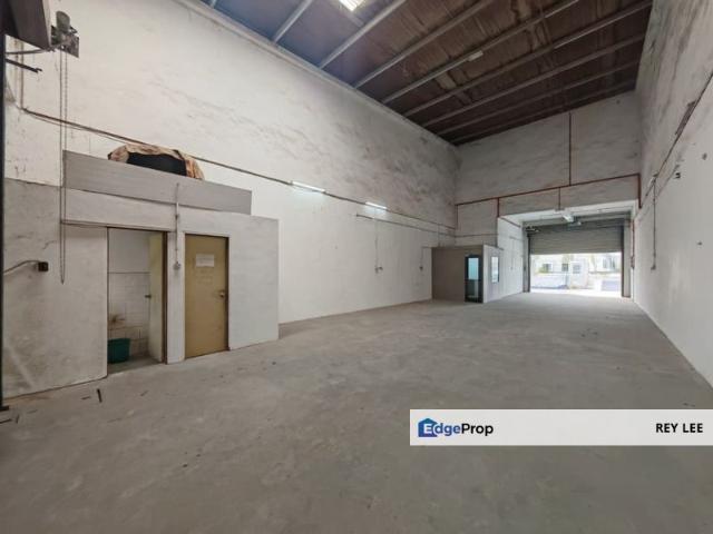 Warehouse for sale in Bukit Ledang, Johor