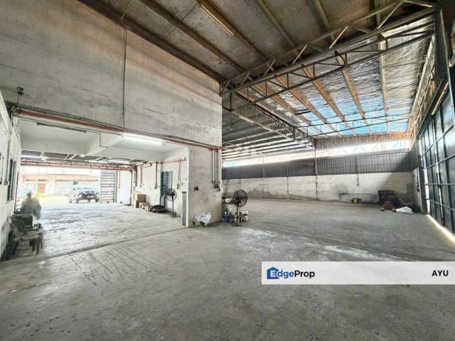 Warehouse for rent in Bukit Ledang, Johor