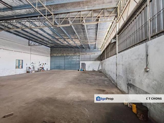 Warehouse for sale in Bukit Ledang, Johor