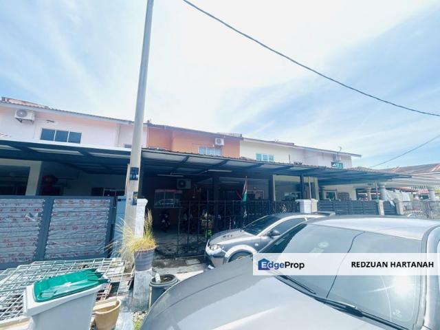 House for sale in Malaka