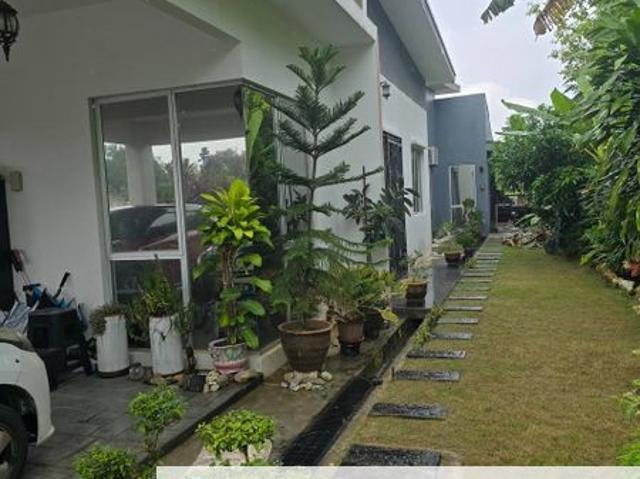House for sale in Tanjong Sepat, Selangor